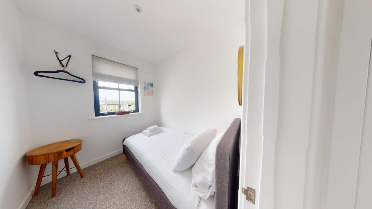 05 Queensway Gardens, Χέιλ Εξωτερικό φωτογραφία