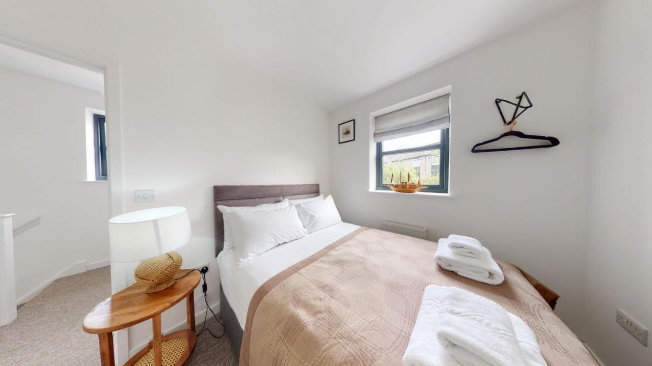 05 Queensway Gardens, Χέιλ Εξωτερικό φωτογραφία
